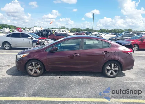 2018 Kia Forte Lx z USA, uszkodzony, nr VIN 3KPFL4A77JE250705
